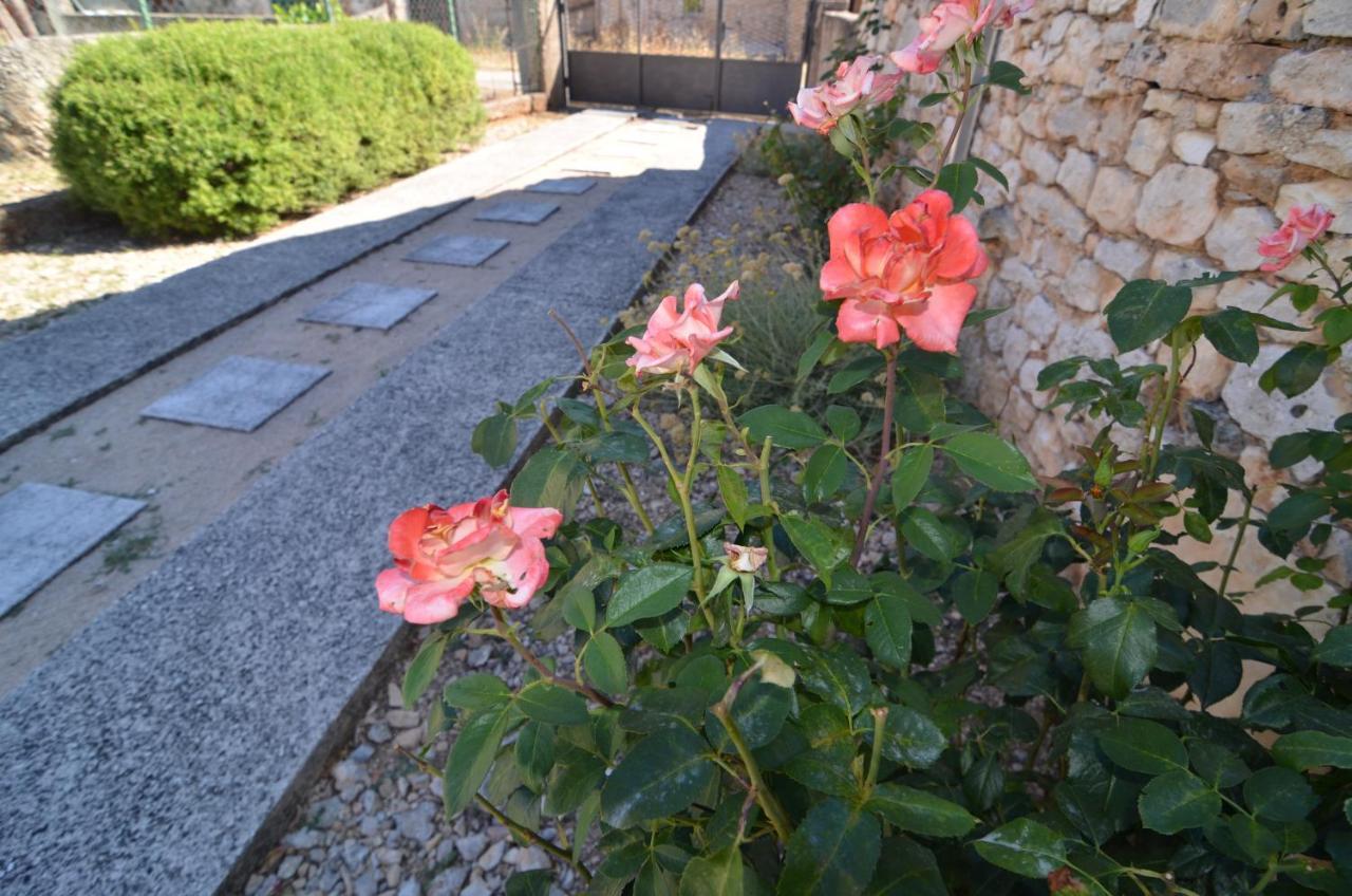 Villa Stone House à Kaocine Extérieur photo